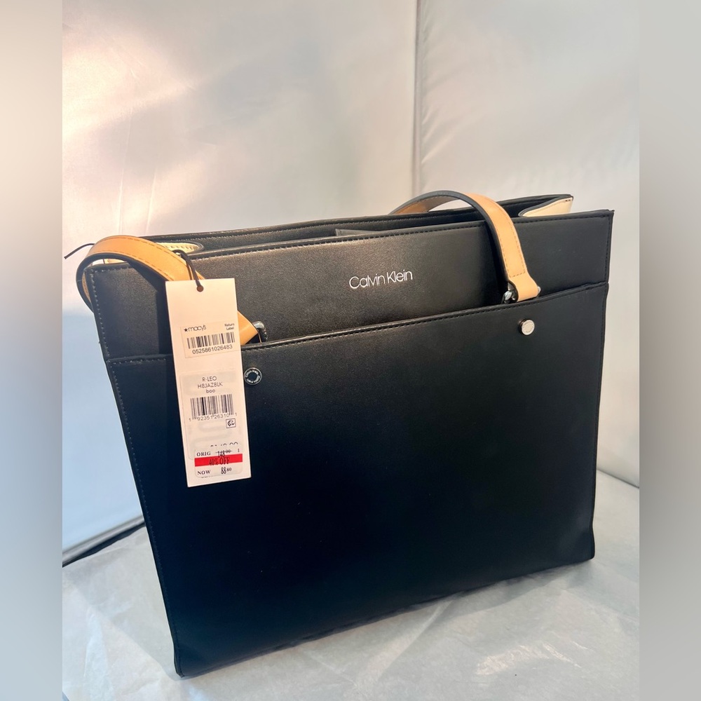Calvin Klein Leo Smooth PU Novelty East/West Boxy Large Tote. NWT